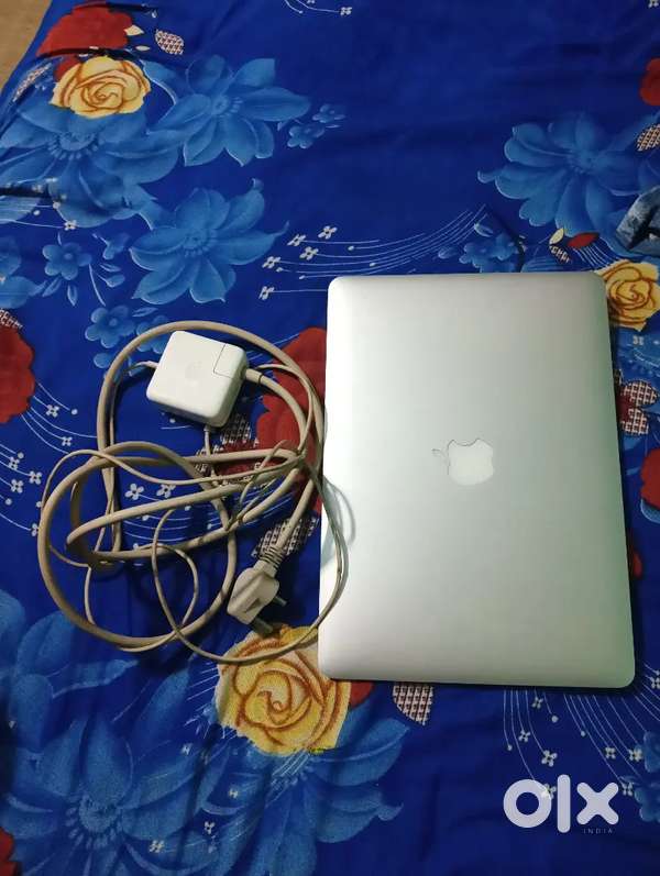 Macbook air 2017 model