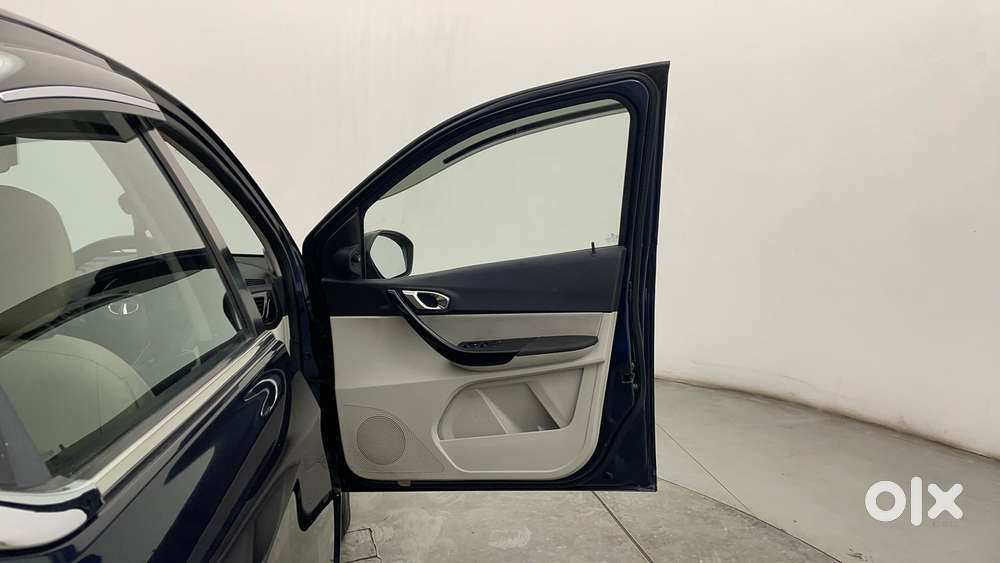 Tata Tigor Xza Plus, 2022, Petrol