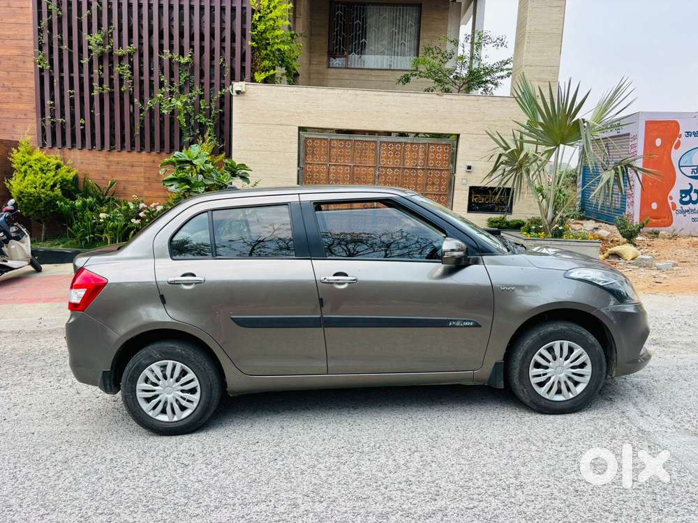 Maruti Suzuki Swift Dzire Vxi Optional, 2016, Petrol