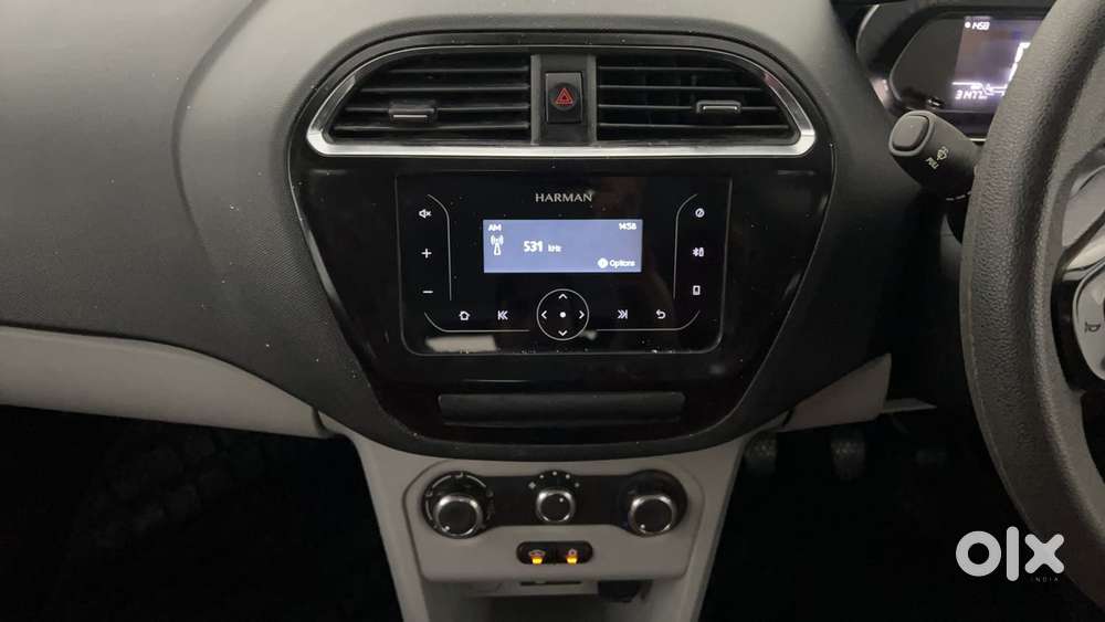 Tata Tiago 1.2 Revotron Xt Option, 2024, Petrol