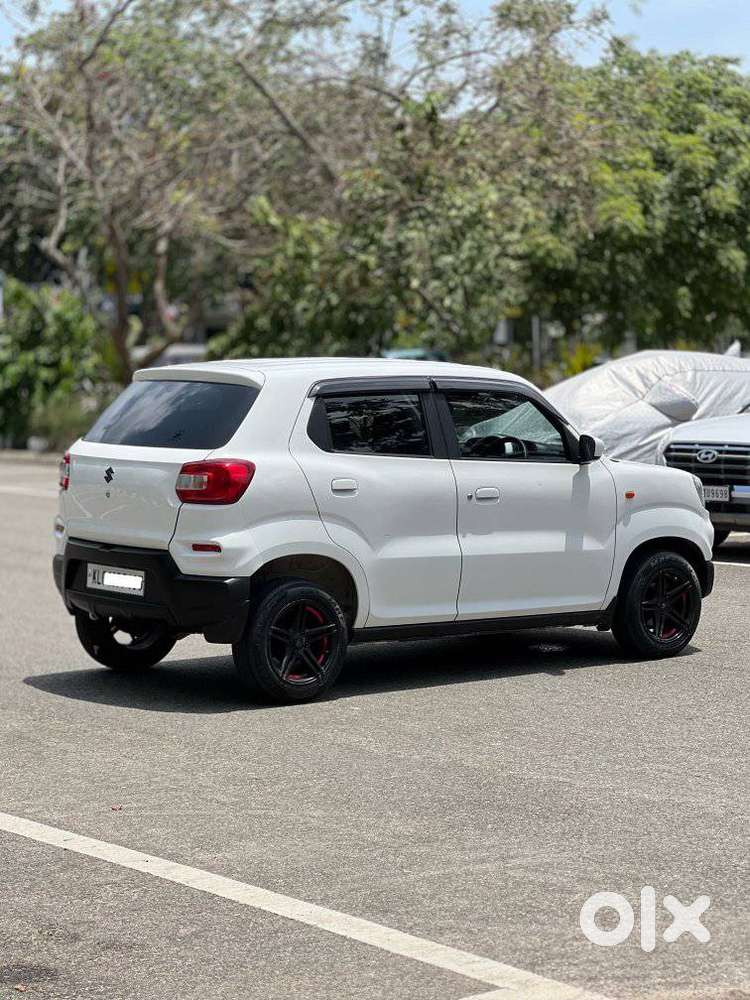 Maruti Suzuki S-presso Vxi Plus Amt, 2020, Petrol