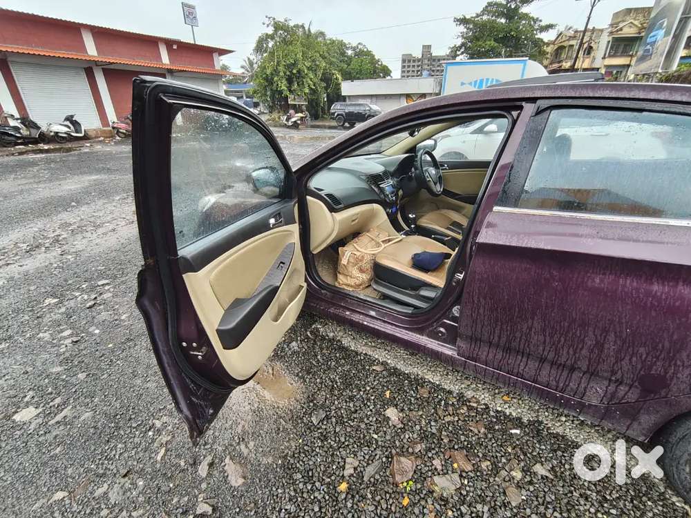 Hyundai Verna 2012 Diesel 102000 Km Driven