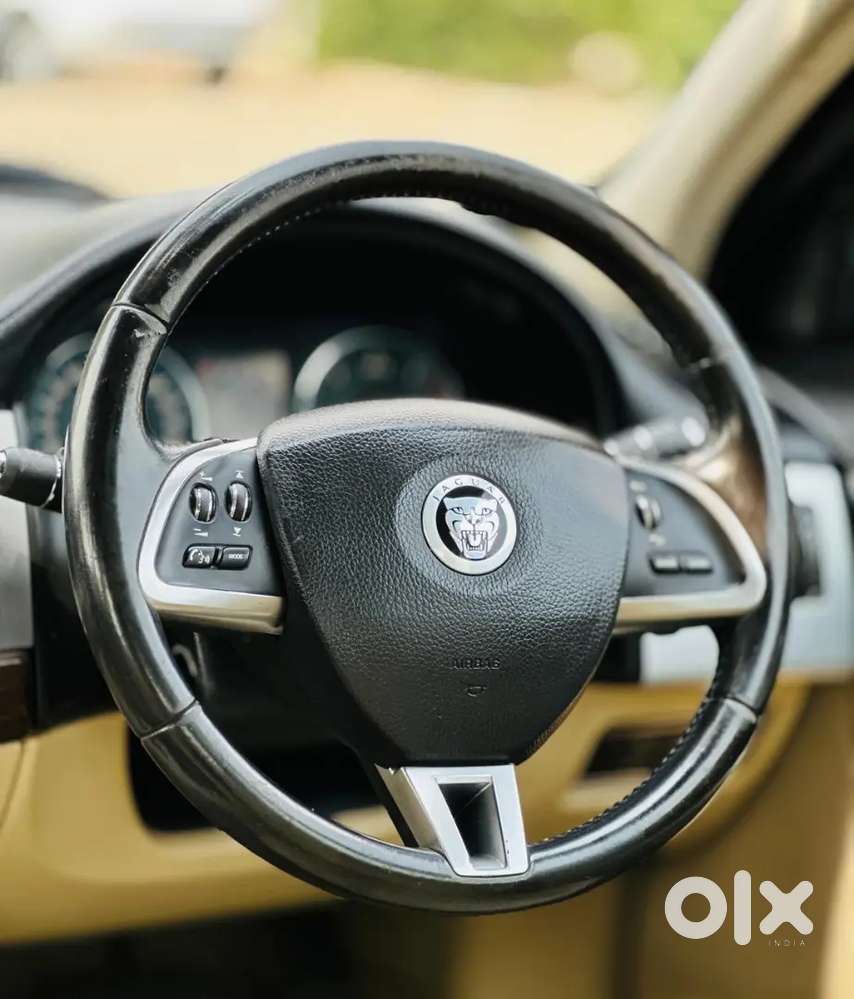 Jaguar Xj 2013 Diesel Well Maintained