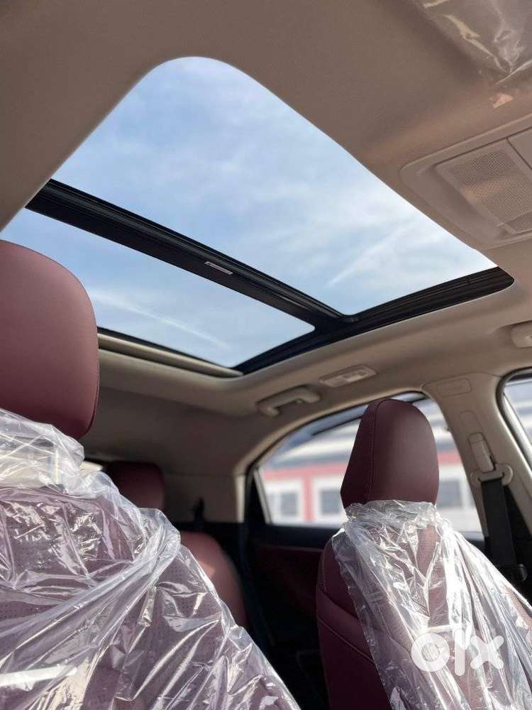 Tata Curvv Accomplished S 1.2 Revotron Petrol 7dca, 2025, Petrol