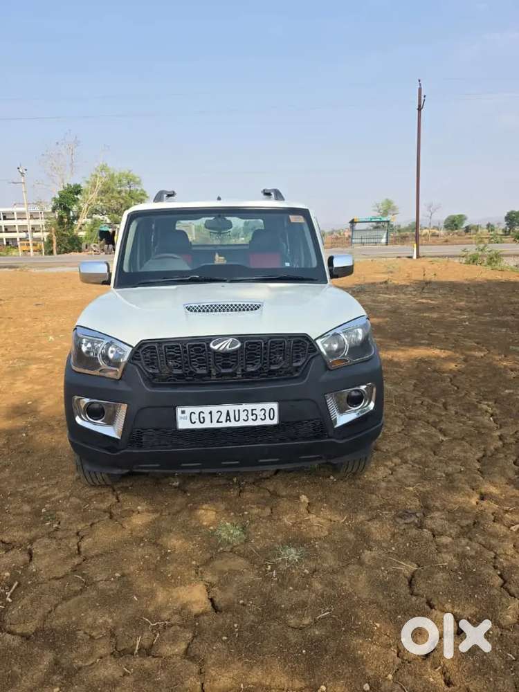 गाड़ी शोरूम कंडीशन में है ओरिजिनल गाड़ी ओरिजिनल पेंट
