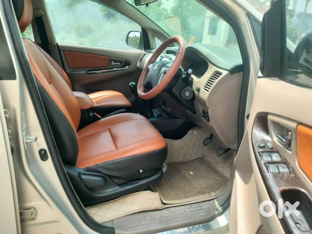 Toyota Innova 2.5 Vx 7 Str, 2015, Diesel
