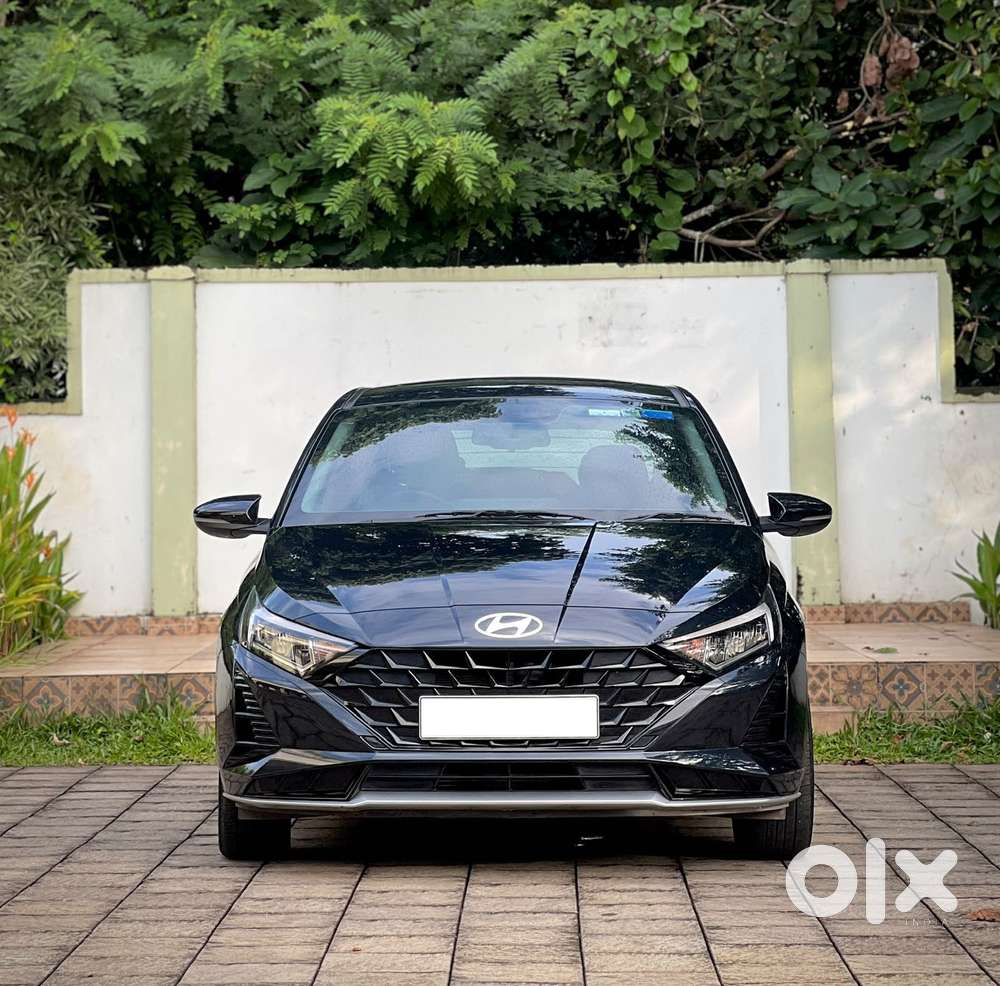 Hyundai I20 Asta (o) 1.2 Ivt, 2024, Petrol