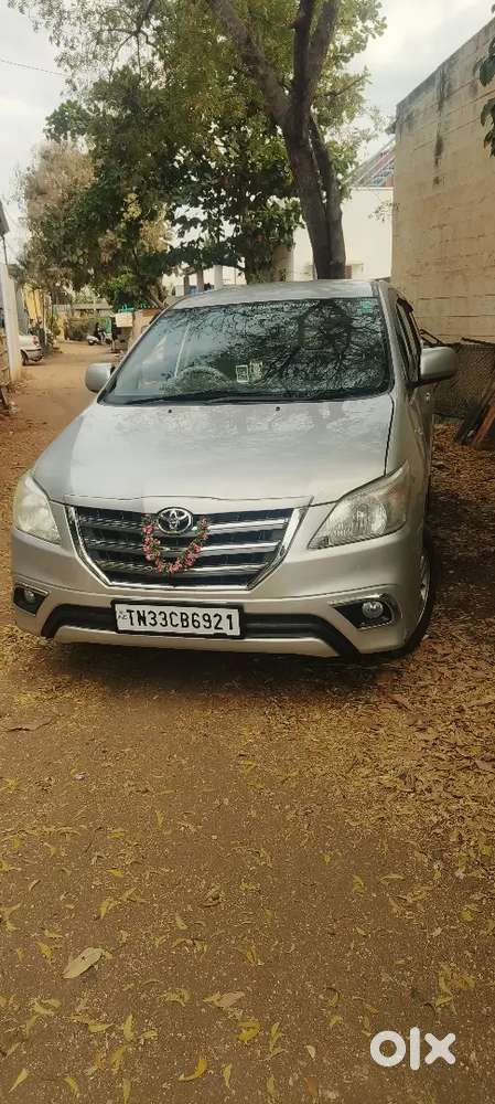 Toyota Innova 2012 Diesel Well Maintained