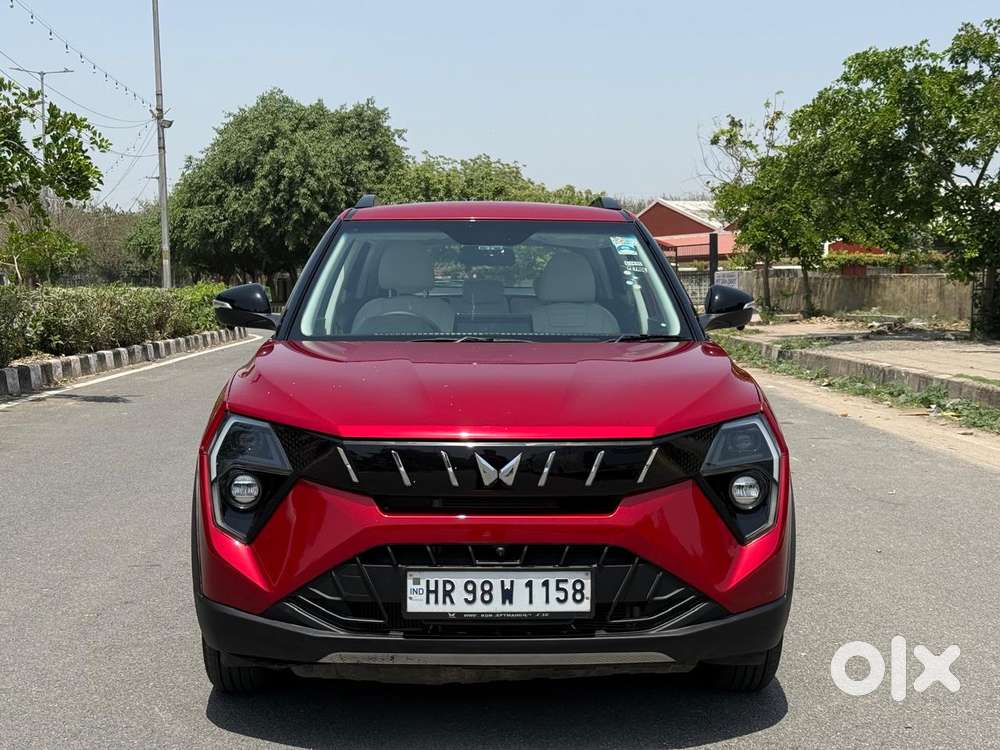 Mahindra Xuv 3xo Ax5 Pm At, 2025, Petrol