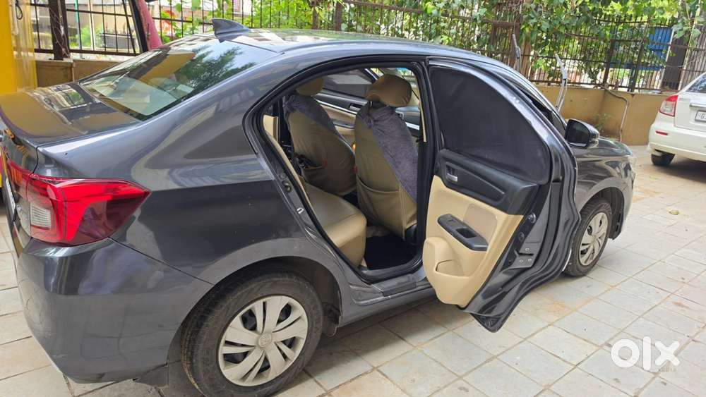 Honda Amaze Petrol Well Maintained