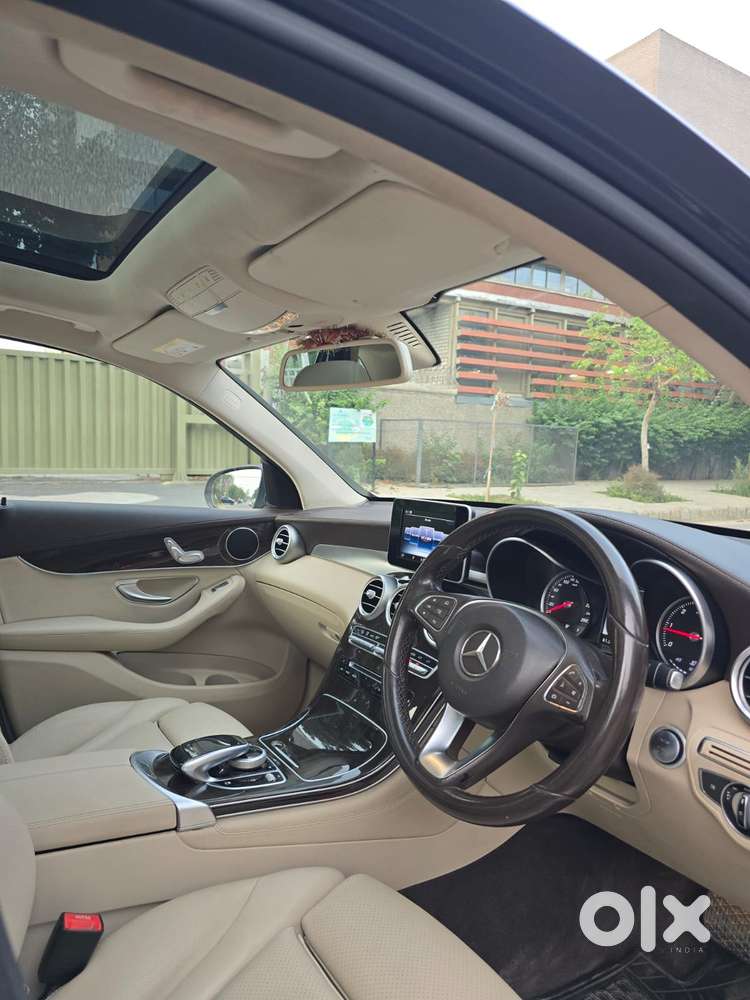 Mercedes-benz Glc Class 220d Celebration Edition, 2017, Diesel
