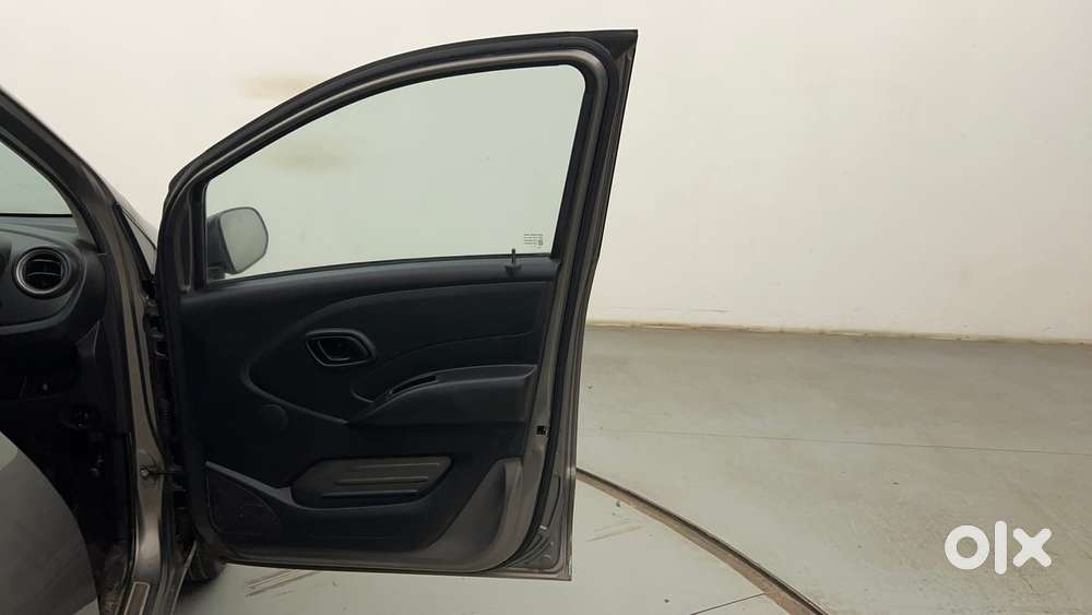 Datsun Redigo T Option, 2017, Petrol