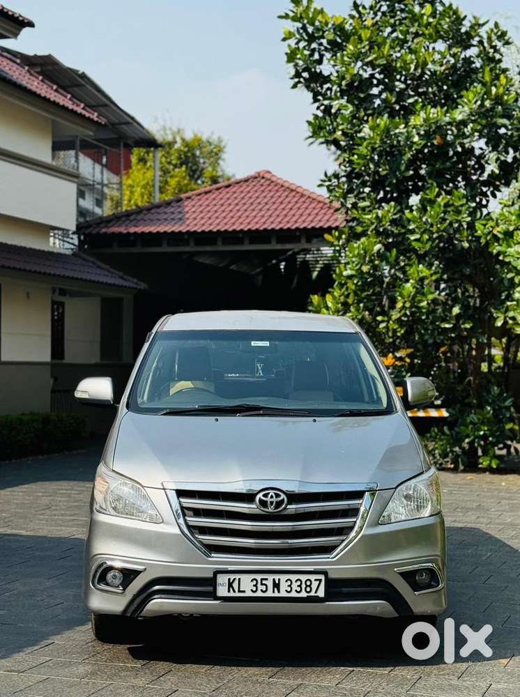 Innova Vx 2015