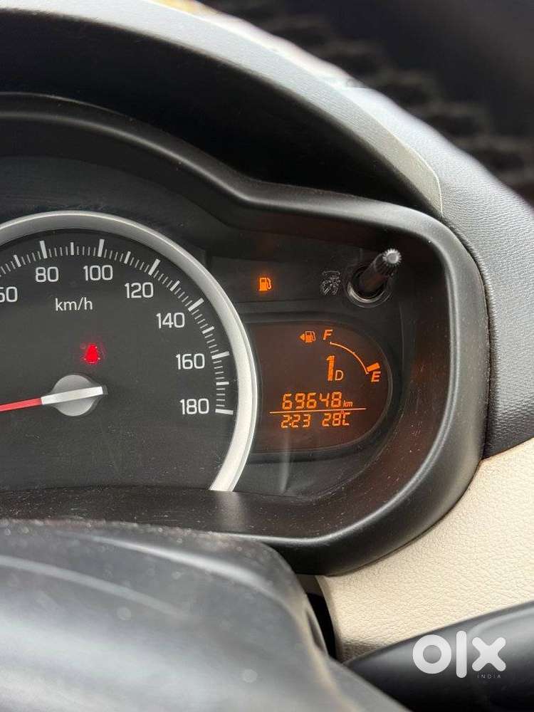 Maruti Suzuki Celerio Zxi Amt, 2017, Petrol