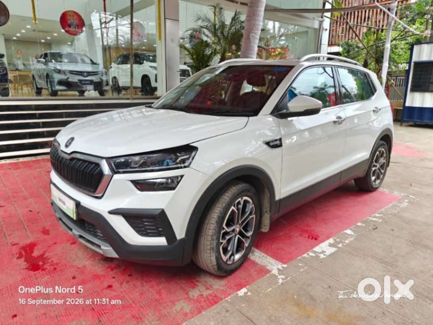 Skoda Kushaq 1.0 Tsi Style At, 2023, Petrol