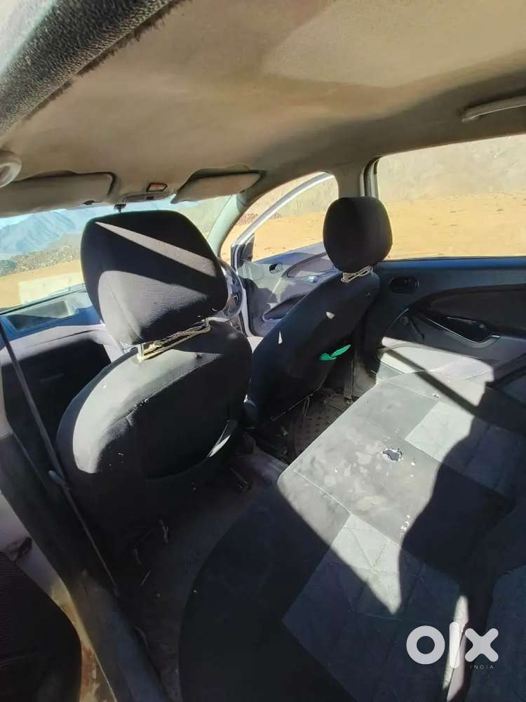 Ford Figo Petrol Manual 2nd 2011