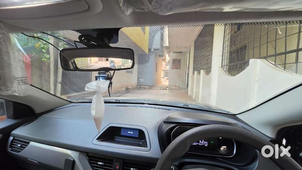 Tata Nexon Xm Petrol Manual  1st Owner  Well Maintained