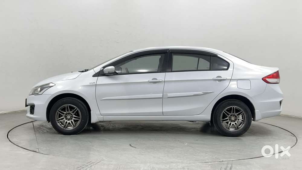 Maruti Suzuki Ciaz 2014-2017 Vxi Plus, 2015, Petrol