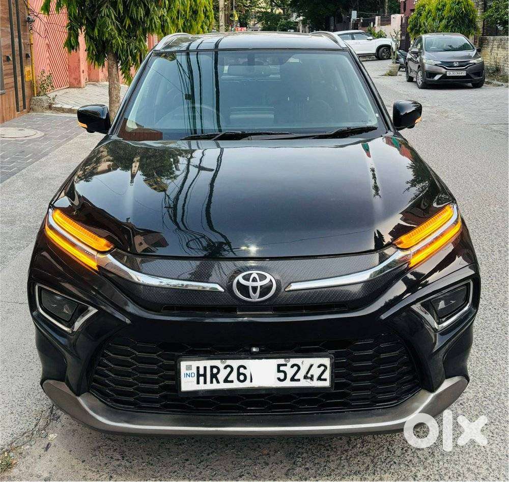 Toyota Urban Cruiser Hyryder 1.5 V Hybrid, 2025, Cng & Hybrids