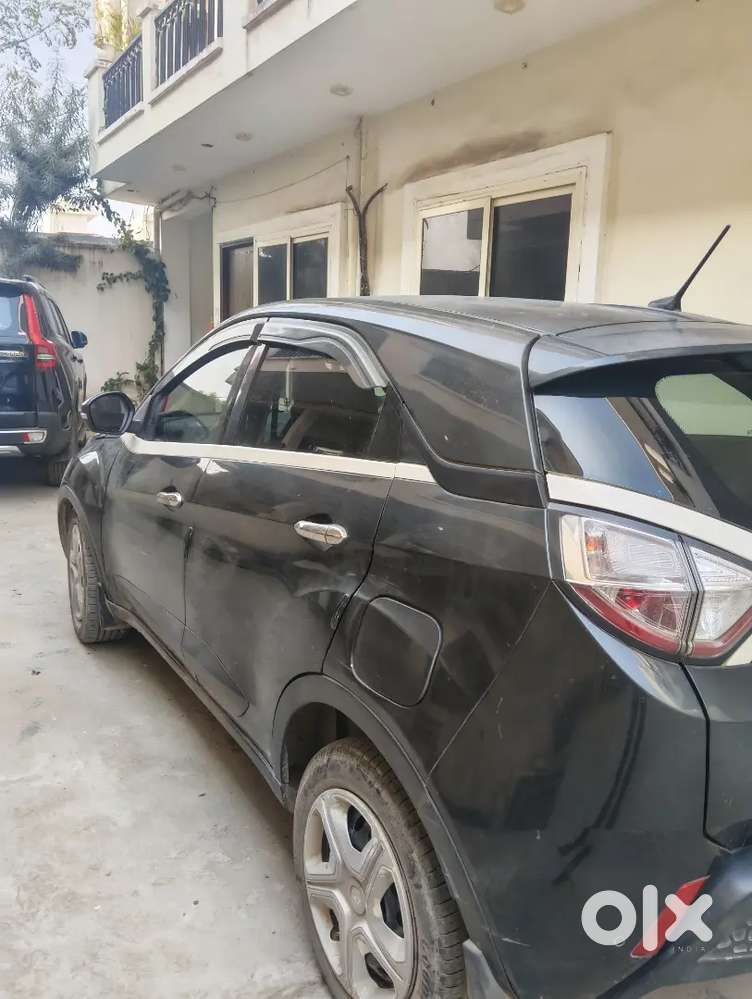 Good Running Tata Nexon Xm, Steering Mount Music Control, Chilled Ac