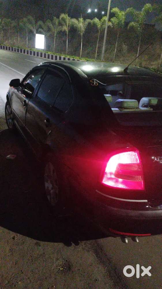 Skoda Laura 2006