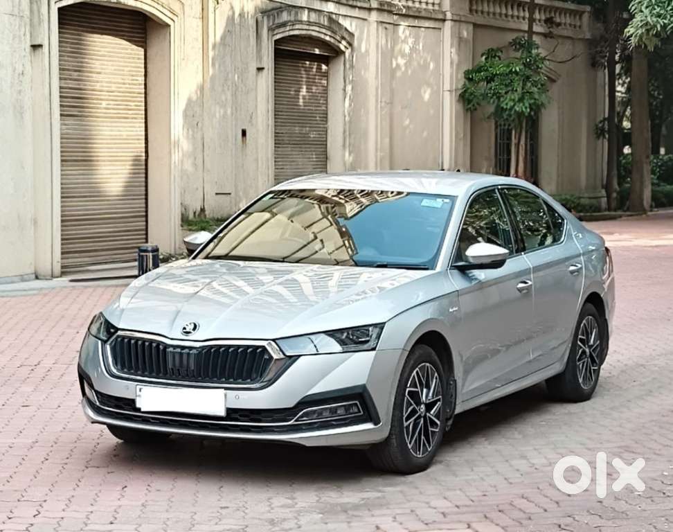 Skoda Octavia 2.0 L K Tsi At, 2022, Petrol