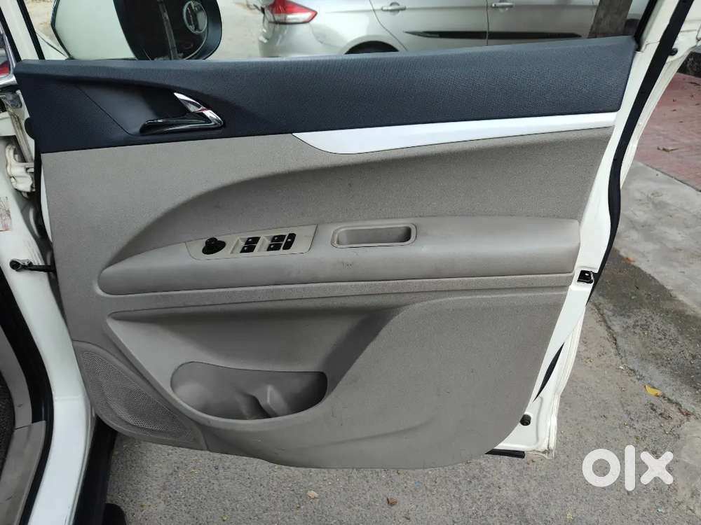 Mahindra Marazzo 1.5 M6 Plus 2019
