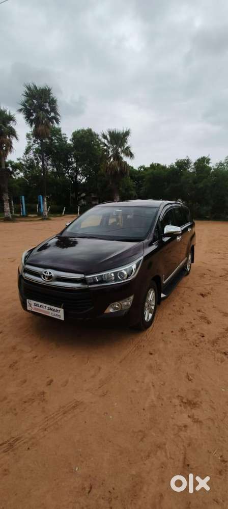 Toyota Innova 2.5 Vx 8 Seater Bs Iv, 2017, Diesel