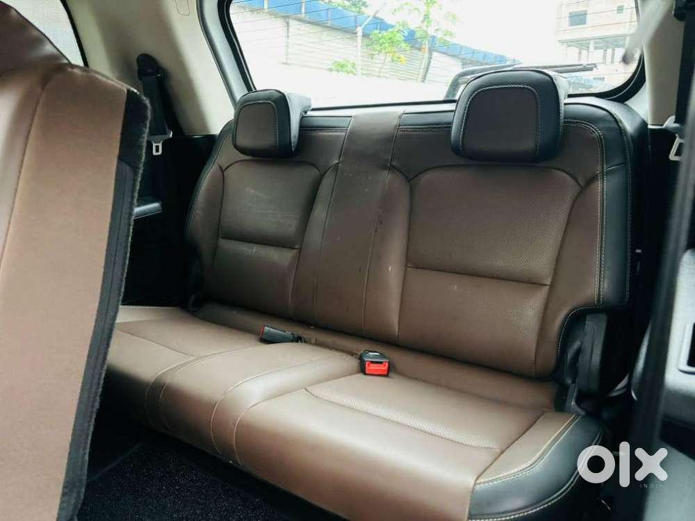 Mahindra Scorpio-n 2.0 Z8 L Petrol At 7 Str, 2023, Petrol