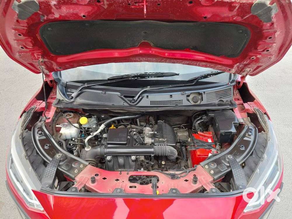 Nissan Magnite 1.0 Xv Premium, 2021, Petrol