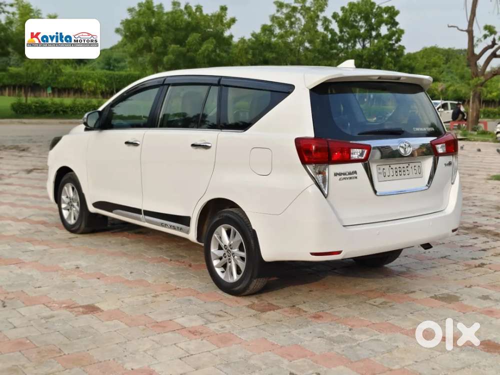 Toyota Innova Crysta [2020-ongoing] 2.4 Gx 8 Str, 2019, Diesel