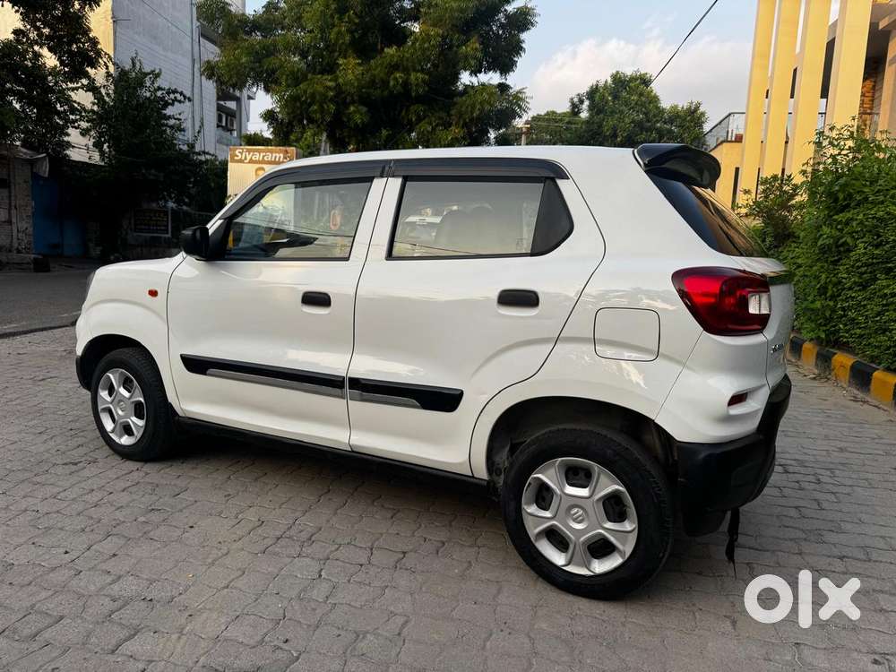 Maruti Suzuki S-presso Vxi Opt, 2022, Petrol
