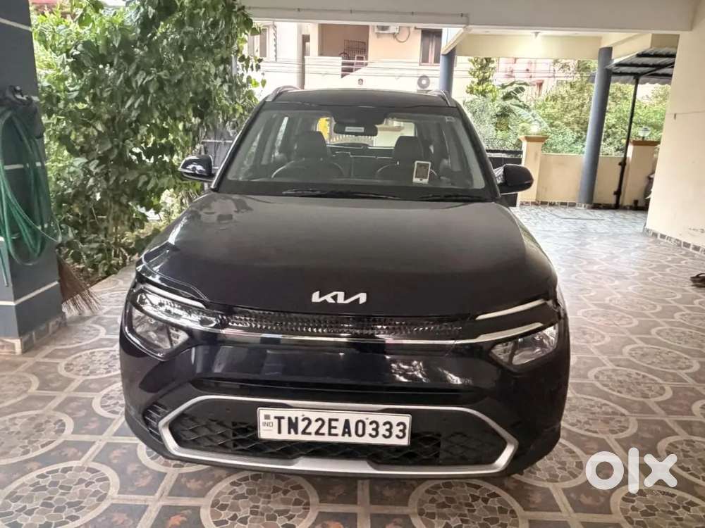 Kia Carens 2024 Diesel Well Maintained