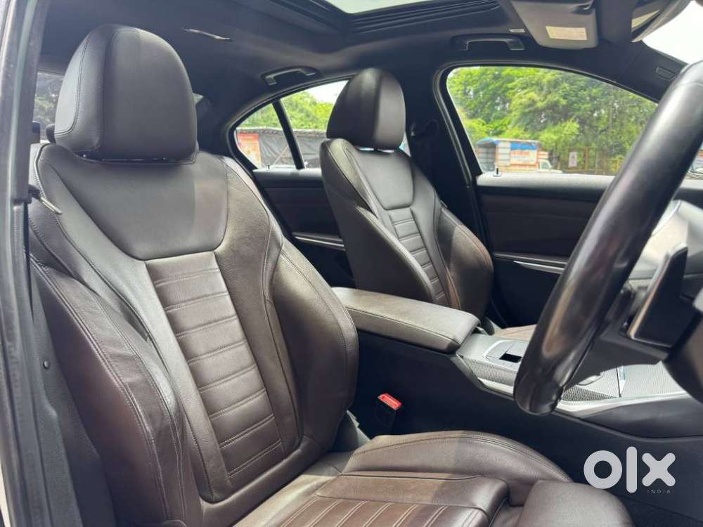Bmw 3 Series 330i, 2022, Petrol