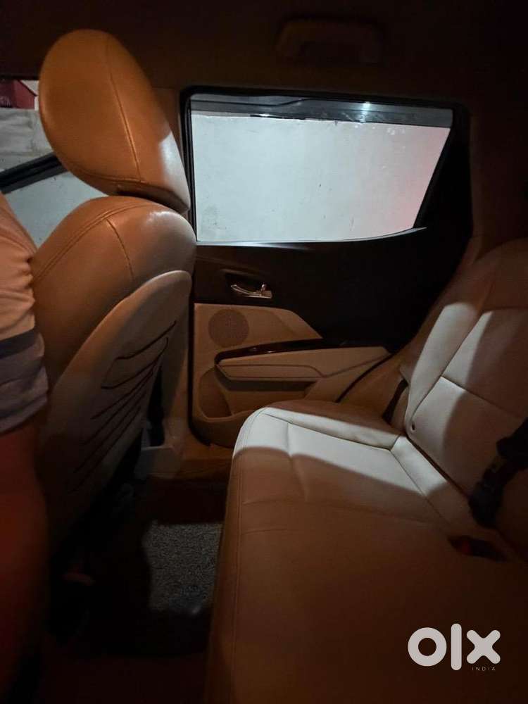 Mahindra Car 2019 Petrol