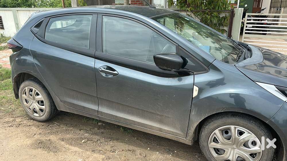 Tata Altroz 2020 Petrol Well Maintained