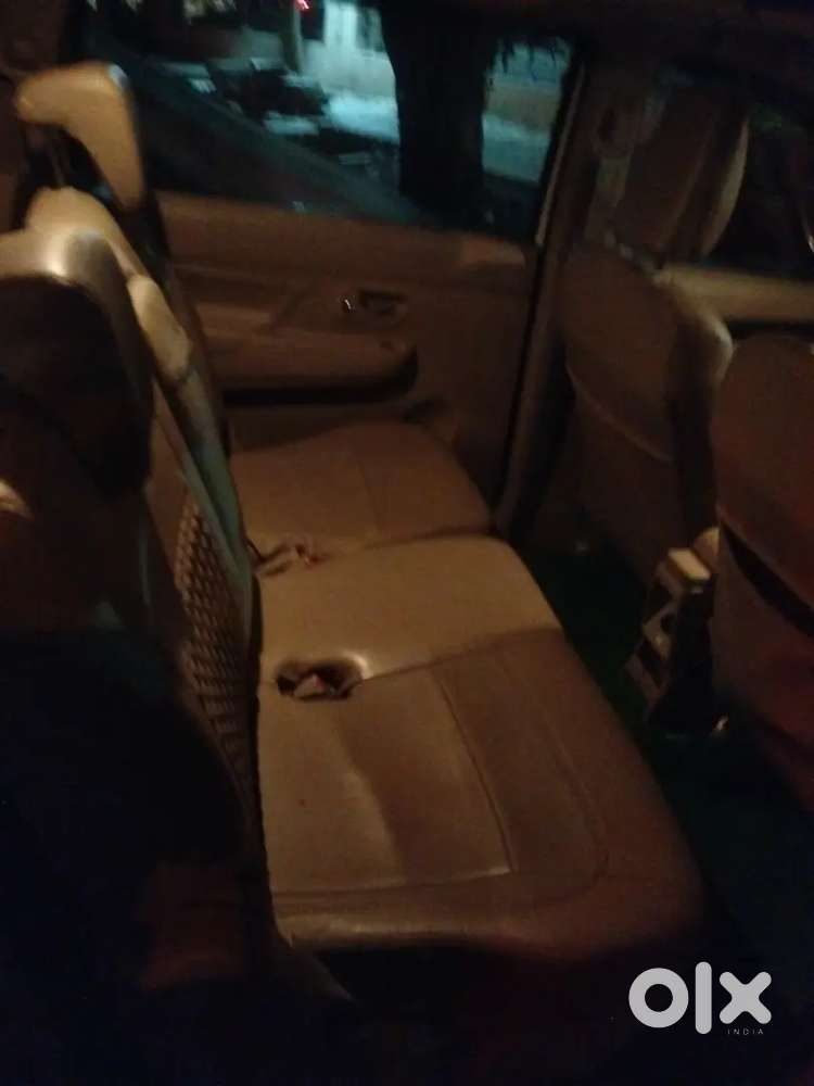 Maruti Suzuki Ertiga Zxi Cng 2023