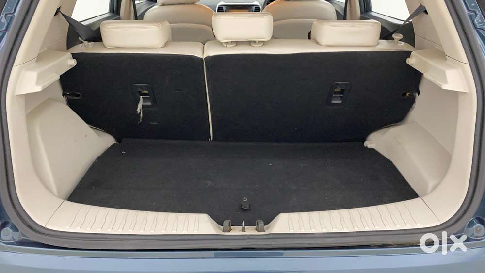 Mahindra Xuv300 W8 Amt Optional Diesel, 2022, Diesel