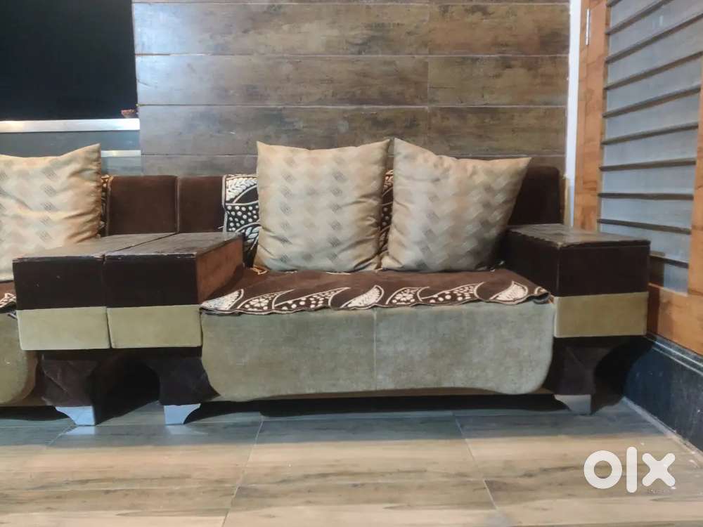 Buy Sell Used Furniture in Ujjain OLX