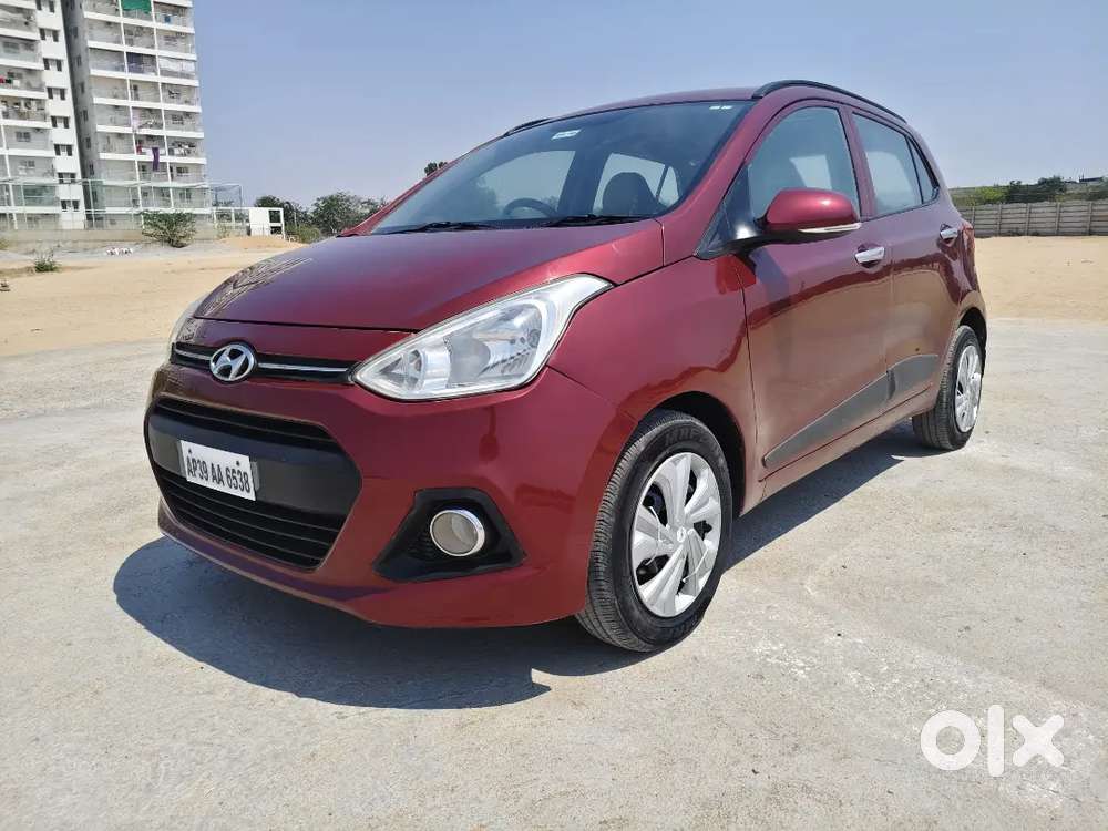 Hyundai Grand I10 2017 Diesel 102000 Km Driven