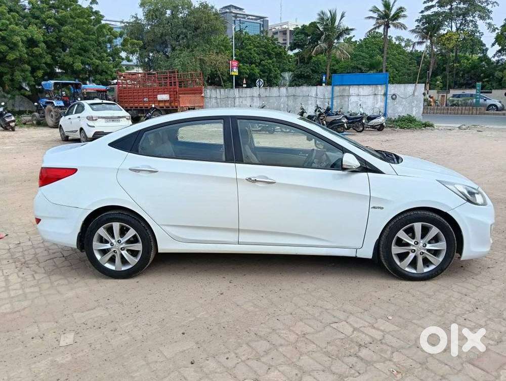 Hyundai Verna 1.6 Sx (o) Crdi At, 2013, Diesel