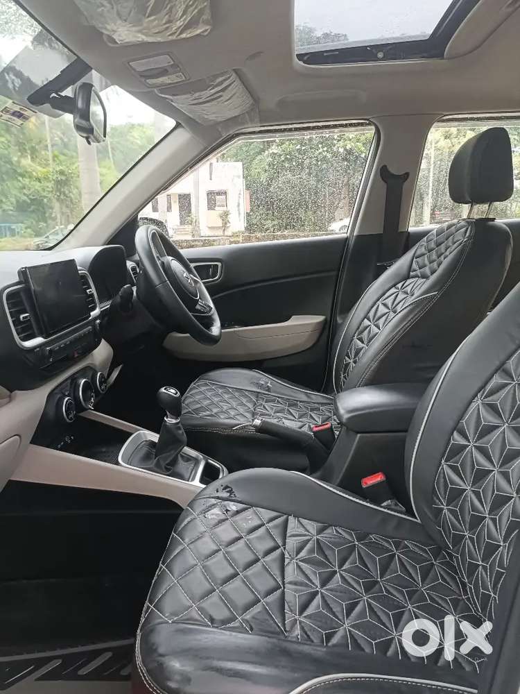 Hyundai Venue Petrol Sx 2023