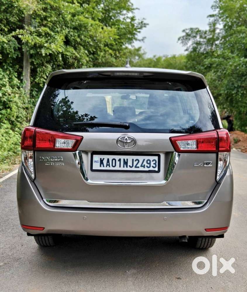 Toyota Innova Crysta 2.4 Vx Mt 8s, 2017, Diesel