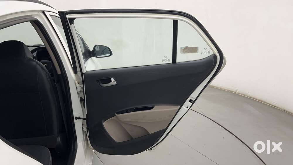 Hyundai Grand I10 1.2 Kappa Asta At Vtvt, 2014, Petrol