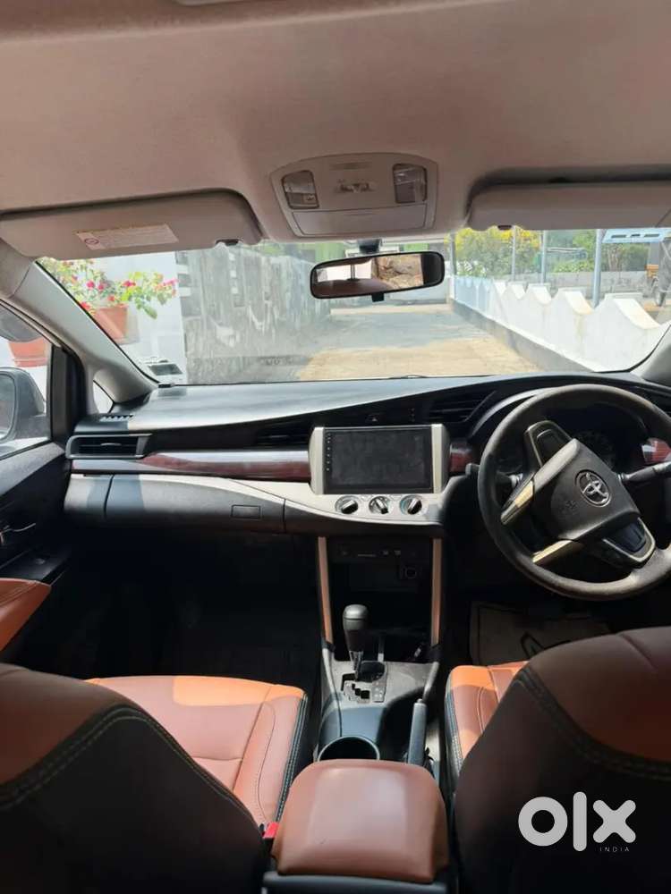 Toyota Innova Crysta 2016