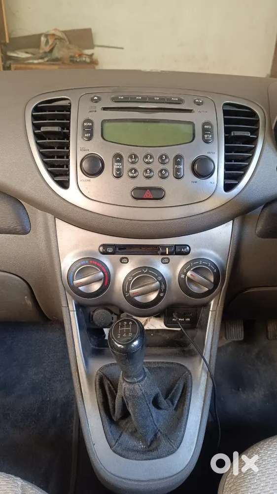 Hyundai I10 Sportz 2012