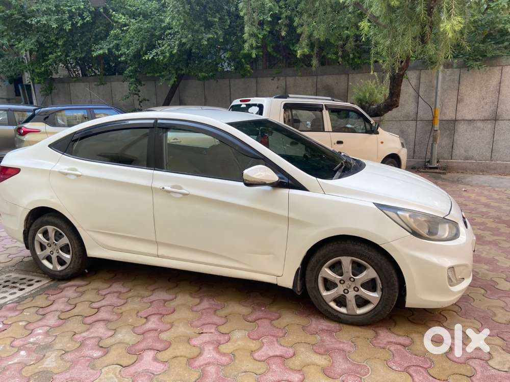 Hyundai Fluidic Verna 2012 Petrol Well Maintained