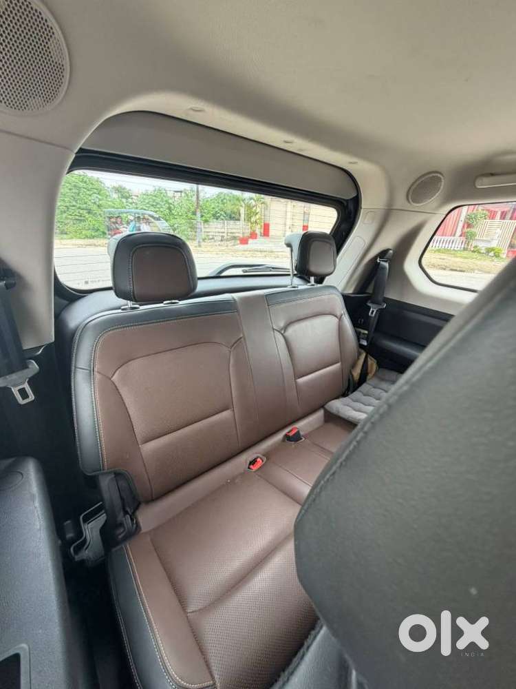 Mahindra Scorpio-n 2.0 Z8 L Petrol At 6 Str, 2024, Petrol