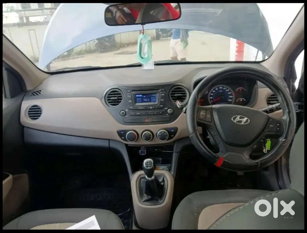 Hyundai I10 Sportz 2015