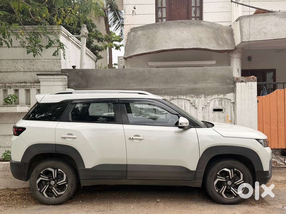 Maruti Suzuki Brezza Petrol 2024